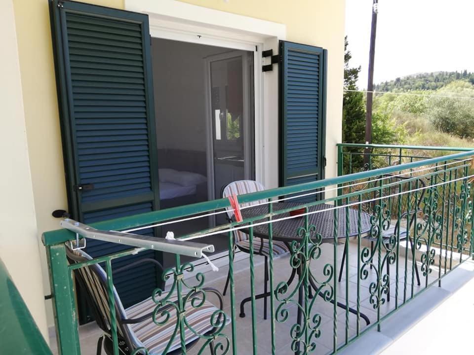 Komilion Palmos Rooms Exterior foto